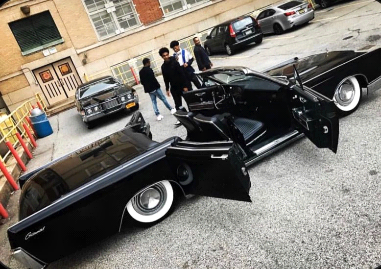 Lincoln Continental (JFK)